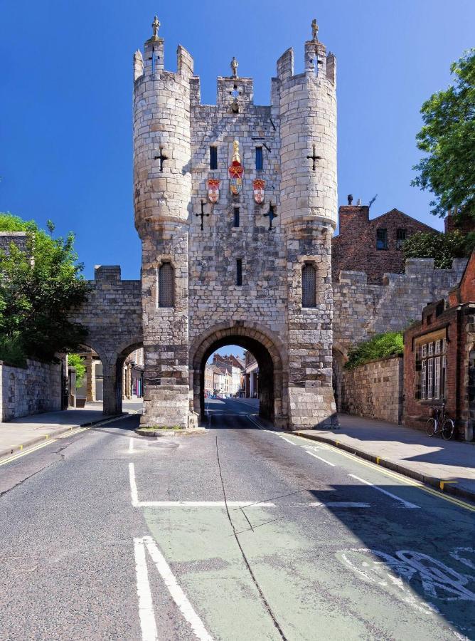 Shambles Suites In The Centre Of York, Sleeps 16 מראה חיצוני תמונה