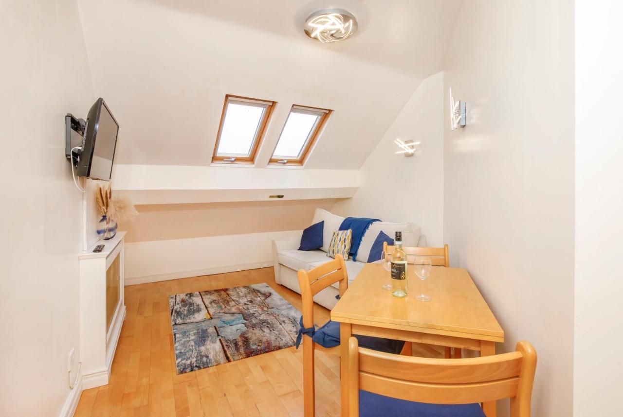 Shambles Suites In The Centre Of York, Sleeps 16 מראה חיצוני תמונה