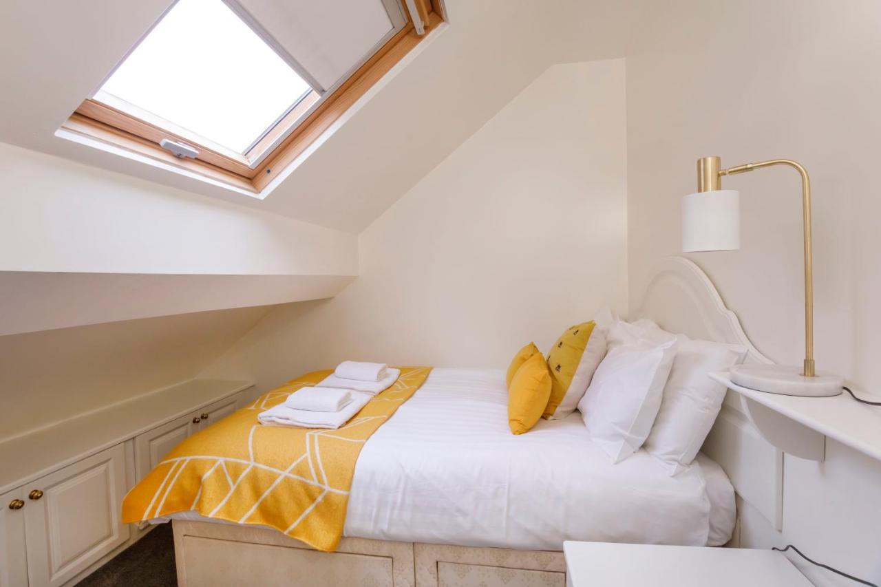 Shambles Suites In The Centre Of York, Sleeps 16 מראה חיצוני תמונה