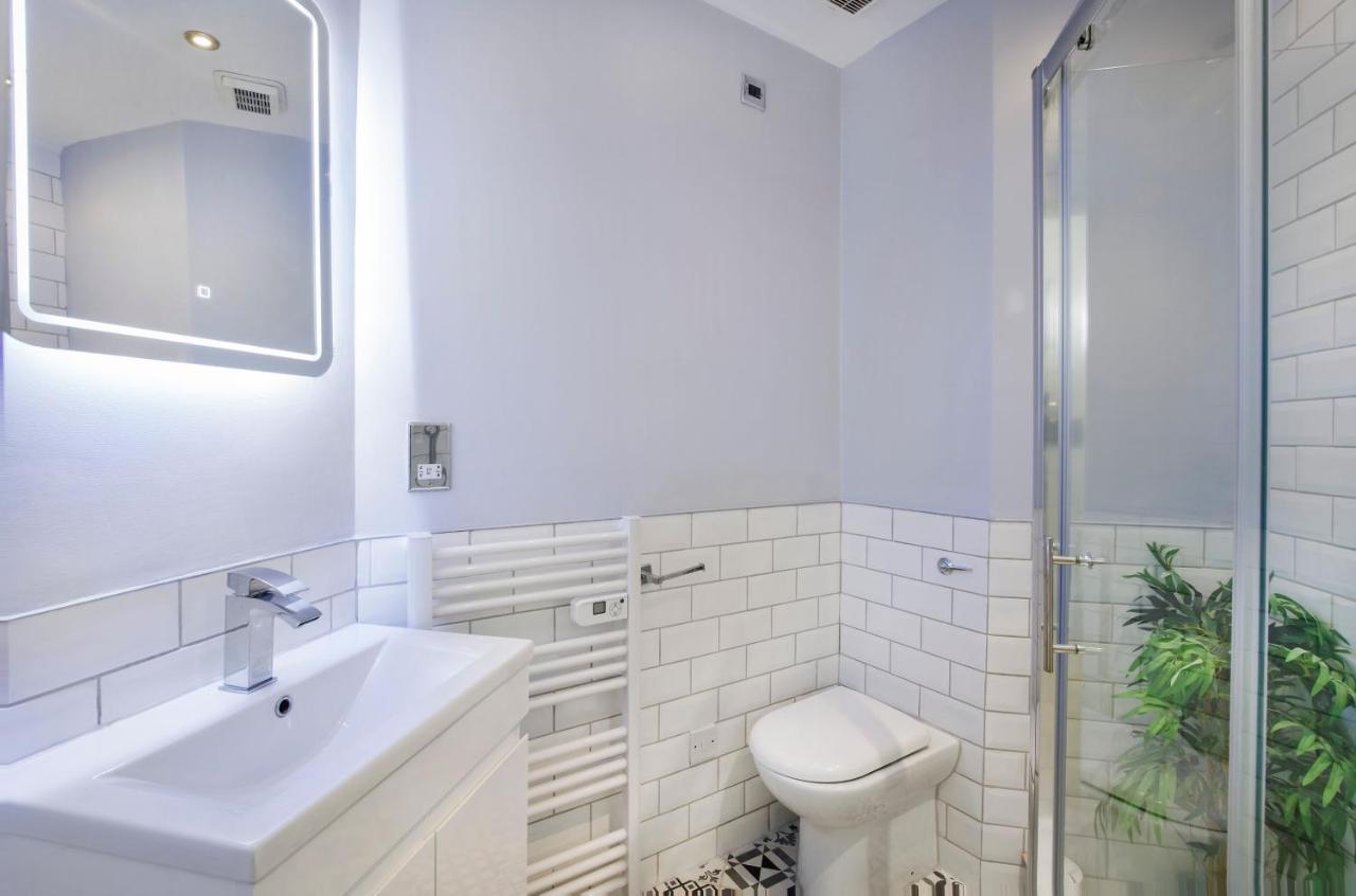 Shambles Suites In The Centre Of York, Sleeps 16 מראה חיצוני תמונה