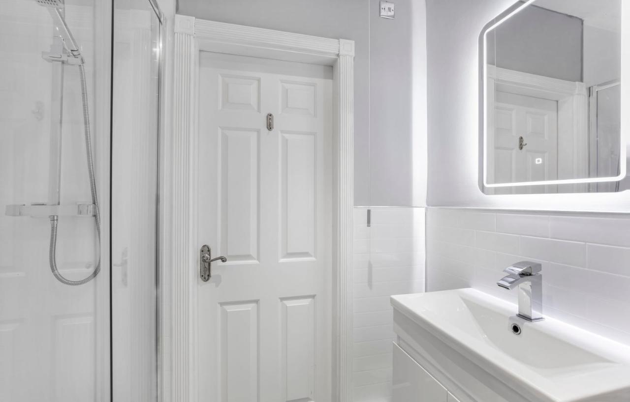 Shambles Suites In The Centre Of York, Sleeps 16 מראה חיצוני תמונה